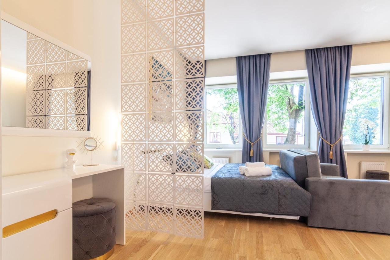 Central Square Apartments Паланга Экстерьер фото