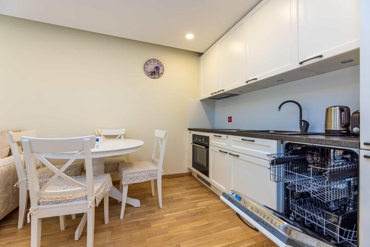 Central Square Apartments Паланга Экстерьер фото